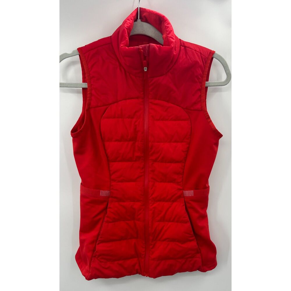 Lululemon Down For It All Carnation Red Cold Weather Running Vest Women's Sz 6